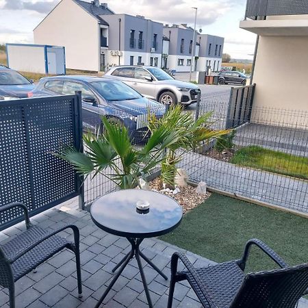 Apartament Sunset Leszno レシュノ エクステリア 写真