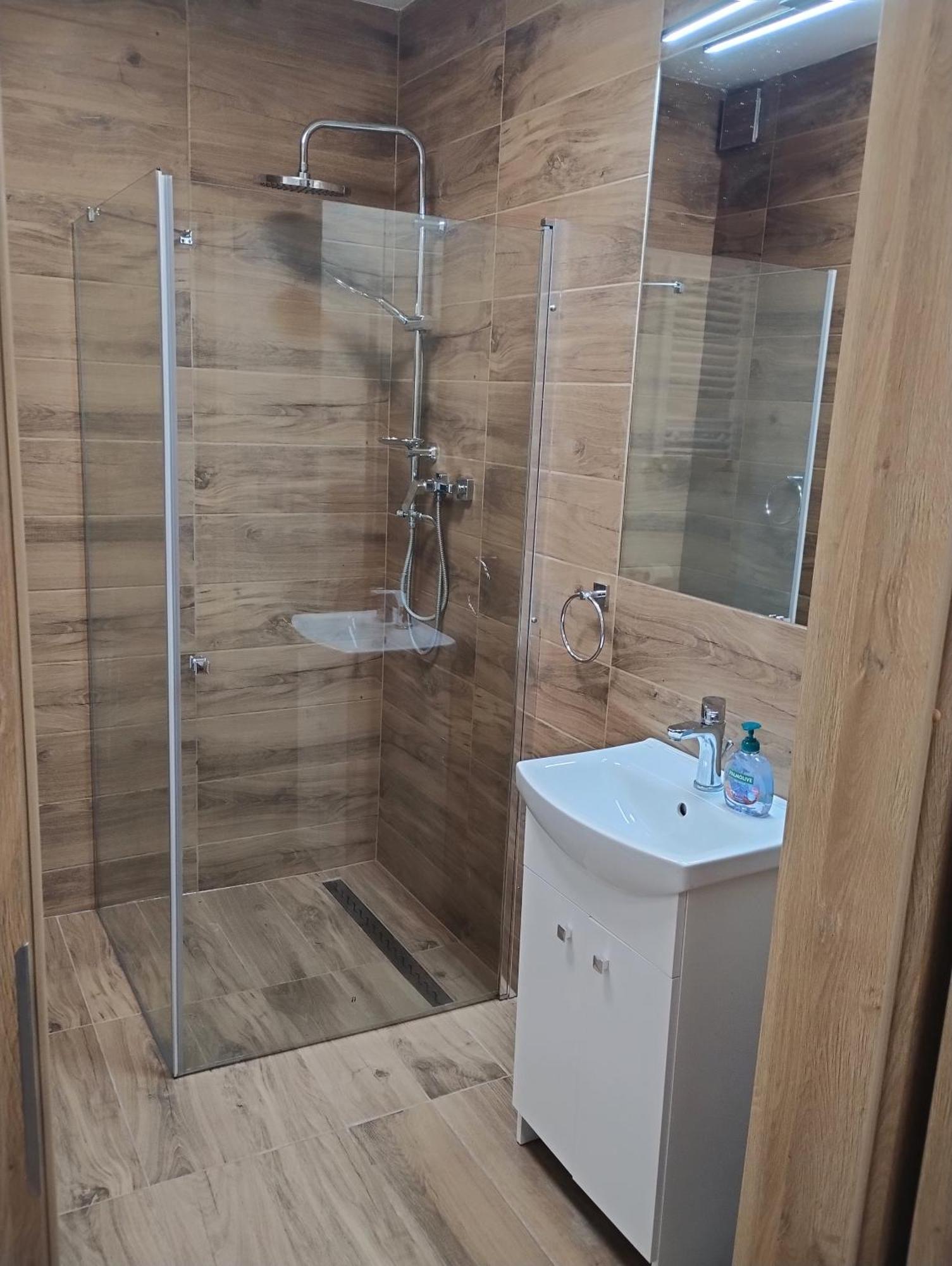 Apartament Sunset Leszno レシュノ エクステリア 写真